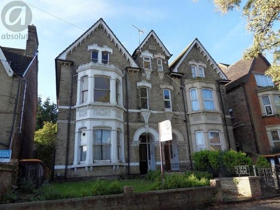 1 Bedroom Flat